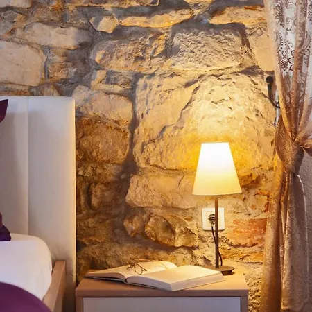 Where Tradition Meet Trends * Kastela